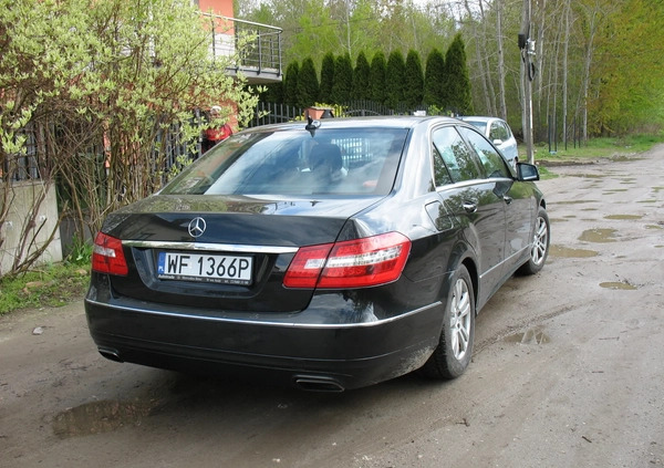 Mercedes-Benz Klasa E cena 62000 przebieg: 176311, rok produkcji 2012 z Warszawa małe 67